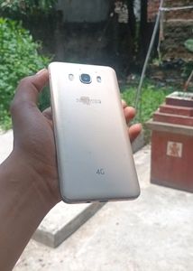 Samsung Galaxy J7 ✅