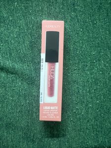 🥳SALE🥳 Huda Beauty Lipstick “Bombshell”