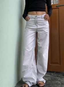 Mid Rise Trouser
