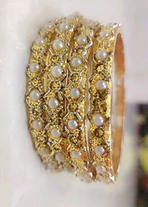 Red &amp; Gold Bangle Set