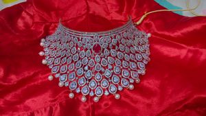 Choker Necklace