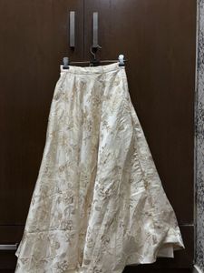 Cream Skirt with frills inside