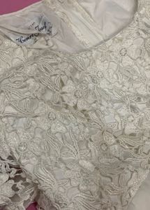 Gorgeous White Lace Gown🎀🦋