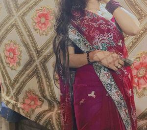 Beautiful Rani Pink Saree For Festive Wear