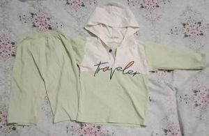 Traveler Two-Piece Set