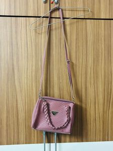 Elegant Pink Quilted Sling Bag 💗