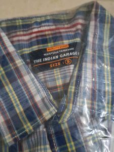 Brand New Checkered Men&#39;s Shirt