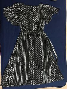 Chic Black &amp; White Print Dress