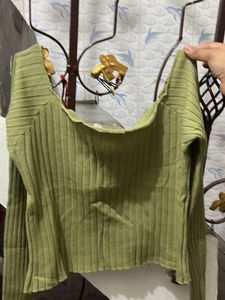 Off Shoulder Top From Urbanic