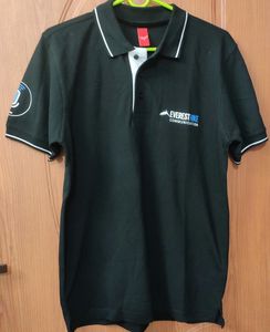 Men's Black Colour Polo Tshirt Size M