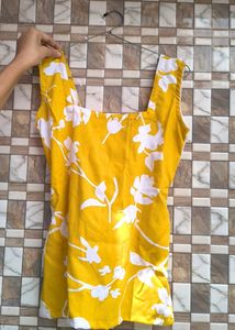 Corset Back Short Kurti 💛