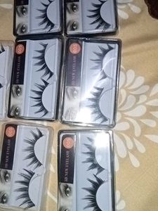 False Eyelashes - 6 Pairs