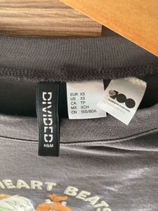 H&amp;M Cropped Tee