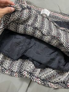 Patterned ruffle skirt