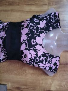 28-30 bust🩷🩷Floral Print Swimsuit