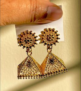 Golden Jhumka