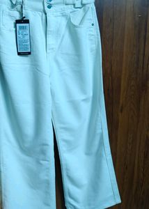 White Wideleg Jeans