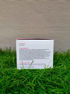 Plum Hyaluronic Acid Gel Cream