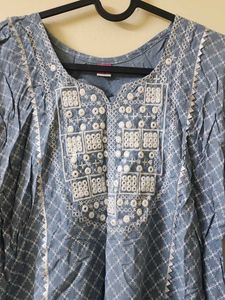 Stylish Blue Embroidered Kurta