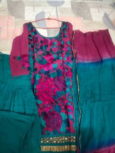 Embroidered Kurta Set