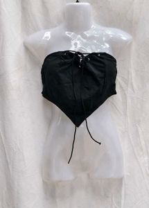 46259. Black Tie-Up Crop Top
