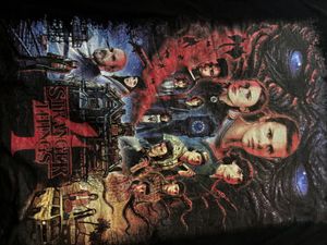 Fb sister Size M :- strangers thing printed aesthe