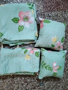 Double Bedsheet Set With Cushions