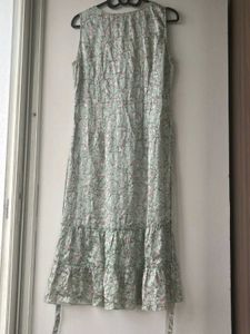 Floral Print Sleeveless Maxi Dress