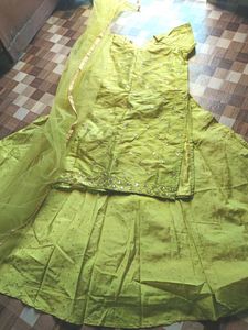 2 In 1 Ethnic Gowns For Mehndi
