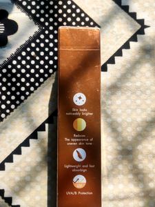 ME-ON Vitamin C Sunscreen