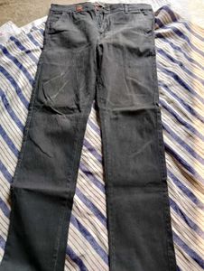 Jeans white &amp; Black 2 pieces