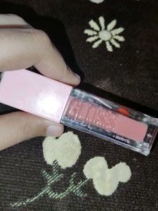 Hudavioji Plump Lip Gloss🩷