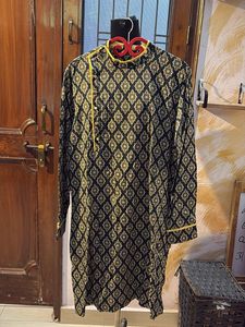 Manyavar Original Men’s Kurta