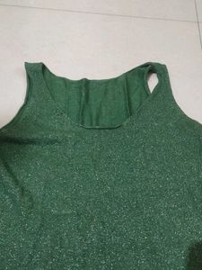 Two Tops Under 299