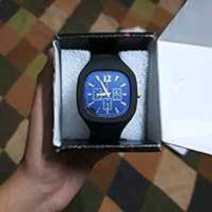Sleek Black Watch With Gift Box Packaging