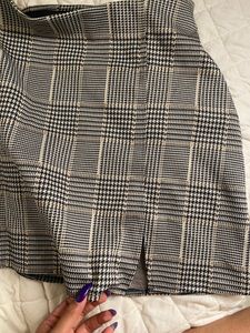 H&amp;M Short Skirt