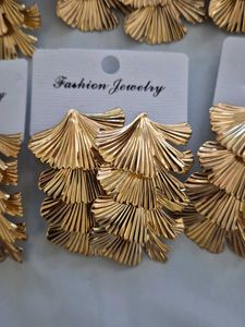 Gold Leaf Earrings