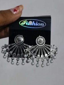 Oxidised Studs
