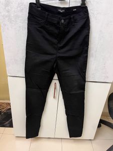 Black Slim Fit Jeans