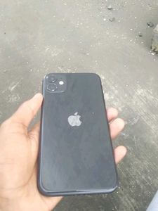 iPhone 11 - Black