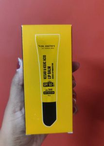 Dr Sheths Kesar And Kojic Acid Lip Balm