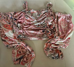 Paisley Print Crop Top off shoulder