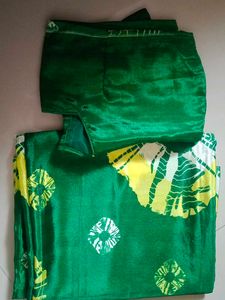 Green Saree With Blouse One Time Use