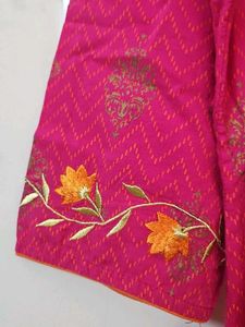 Elegant Pink Embroidered Kurta