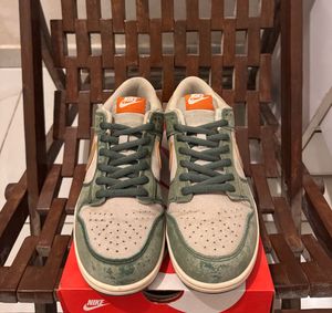 Nike SB Dunk Otomo Katsuhero Sneakers