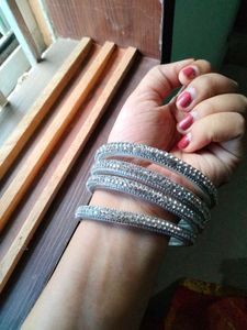 Sparkling Bangles Set