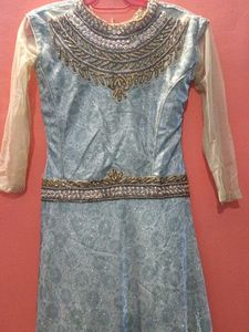 Very Beautiful Shining Gown ♥♥♥✨✨✨