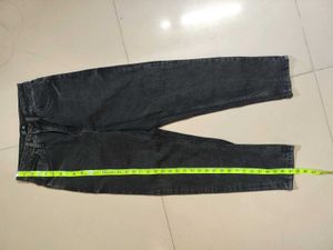 best women jeans it&#39;s in a good condition