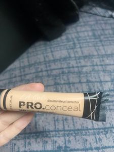 PRO.conceal Concealer