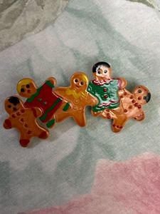Gingerbread People brooch